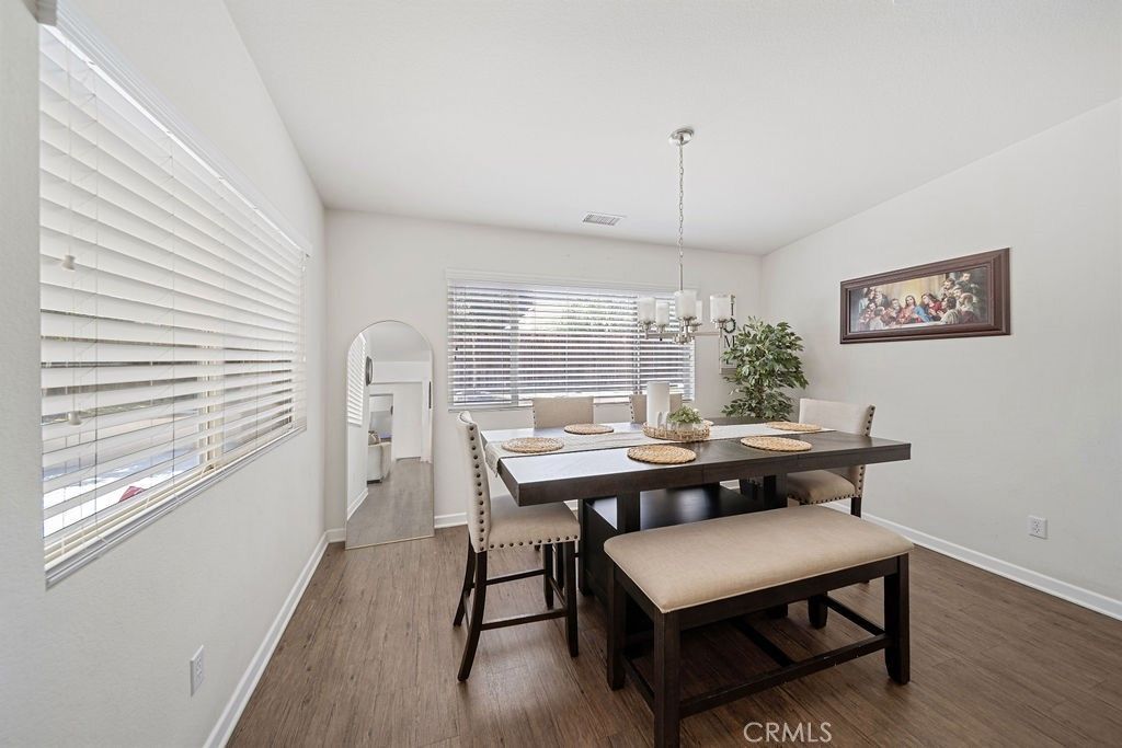 Image 11 of property listing at 29428 Golden Glove, Lake Elsinore, CA 92530