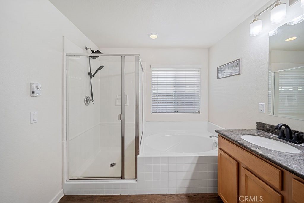 Image 16 of property listing at 29428 Golden Glove, Lake Elsinore, CA 92530