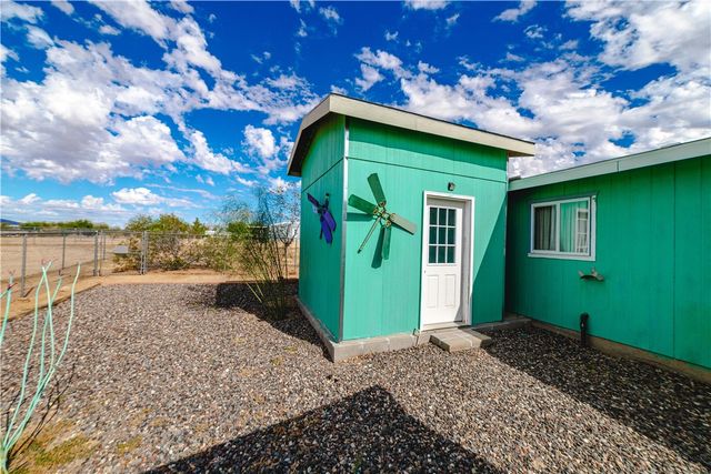 3535 N Ajo Road, Golden Valley, AZ 86413