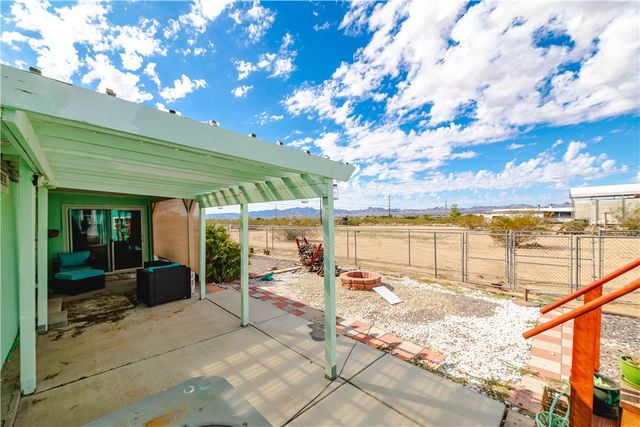 3535 N Ajo Road, Golden Valley, AZ 86413