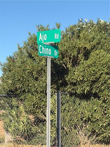 3535 N Ajo Road, Golden Valley, AZ 86413