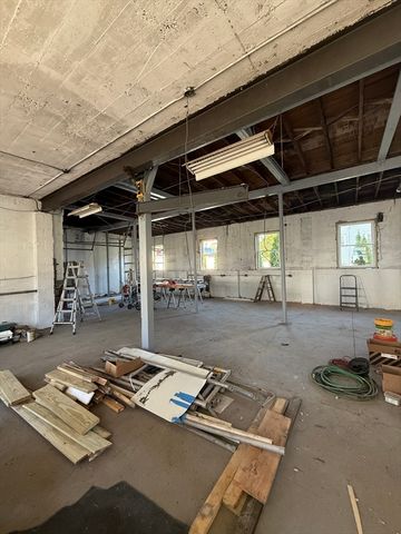 1044 Hyde Park Ave, Boston, MA 02136