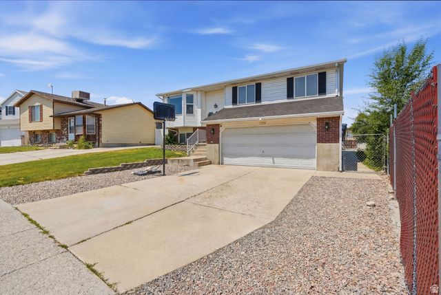 3706 S BRONCO CIR, Magna, UT 84044