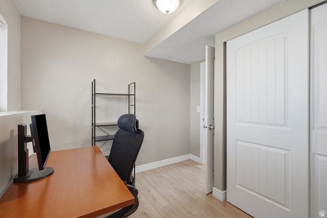 3706 S BRONCO CIR, Magna, UT 84044