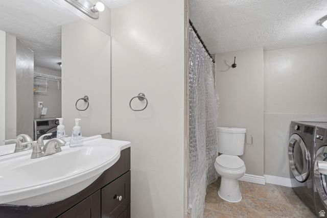 3706 S BRONCO CIR, Magna, UT 84044