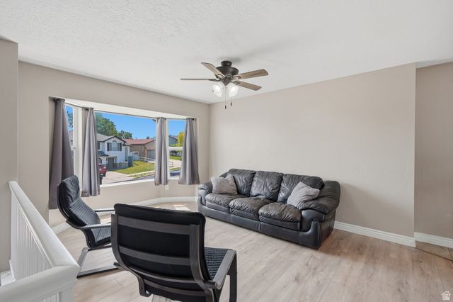 3706 S BRONCO CIR, Magna, UT 84044