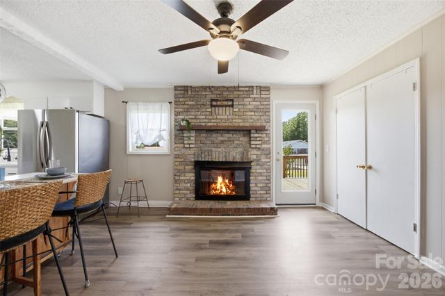 1515 Dallas Cherryville Highway, Dallas, NC 28034