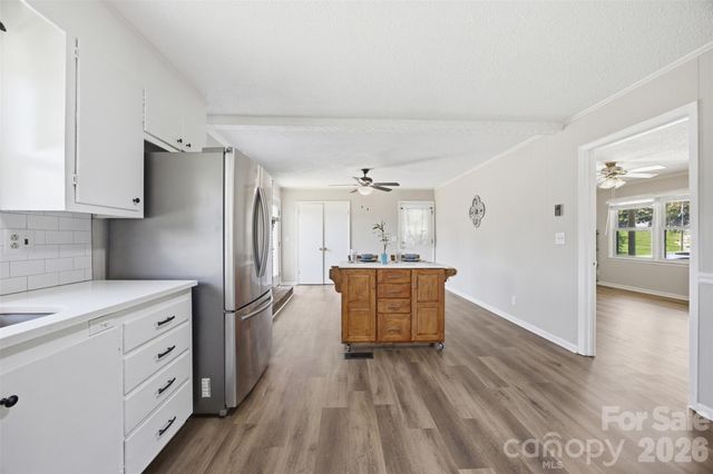 1515 Dallas Cherryville Highway, Dallas, NC 28034