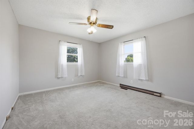 1515 Dallas Cherryville Highway, Dallas, NC 28034