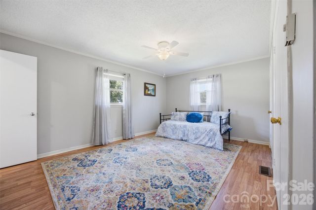 1515 Dallas Cherryville Highway, Dallas, NC 28034