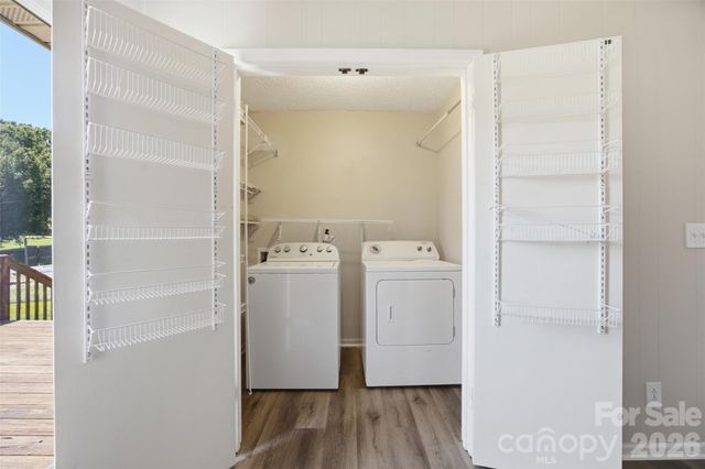 1515 Dallas Cherryville Highway, Dallas, NC 28034