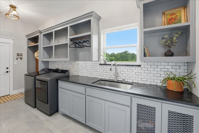 841 VZ County Road 4603, Ben Wheeler, TX 75754