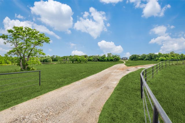 841 VZ County Road 4603, Ben Wheeler, TX 75754