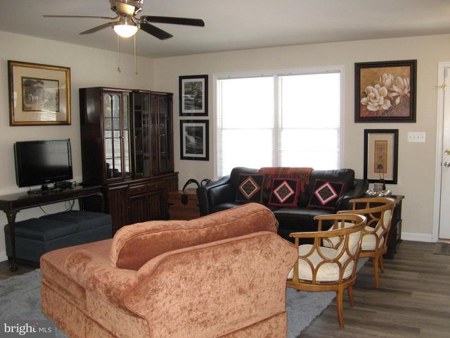 57 OAK LANE, Colonial Beach, VA 22443