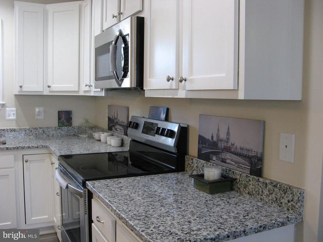 57 OAK LANE, Colonial Beach, VA 22443