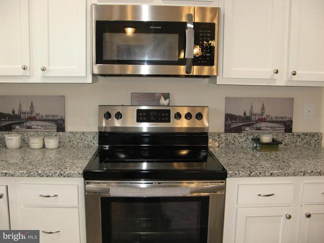 57 OAK LANE, Colonial Beach, VA 22443