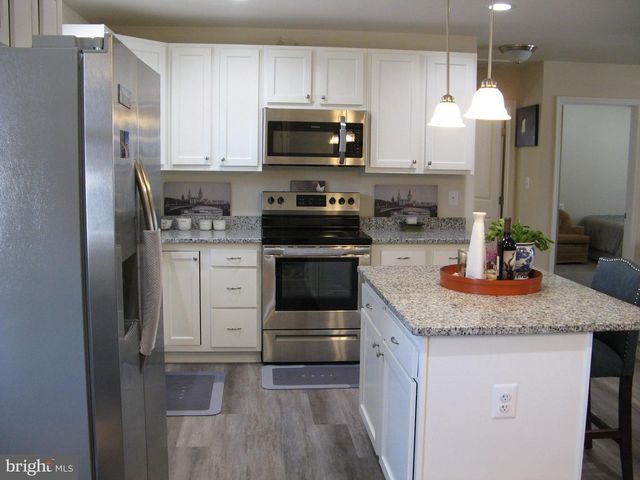 57 OAK LANE, Colonial Beach, VA 22443