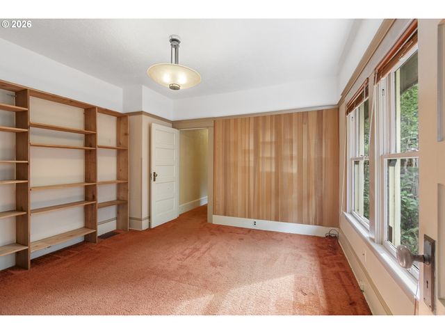 922 Se 66TH Pl, Portland, OR 97215