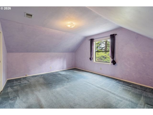 922 Se 66TH Pl, Portland, OR 97215