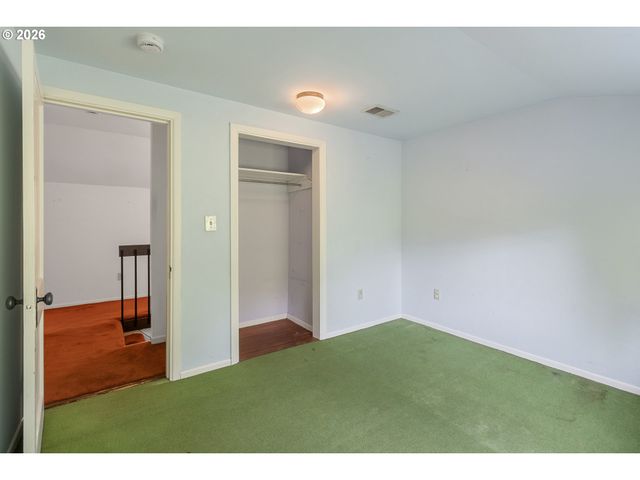 922 Se 66TH Pl, Portland, OR 97215