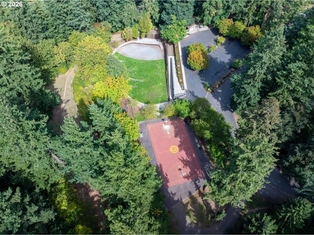 922 Se 66TH Pl, Portland, OR 97215
