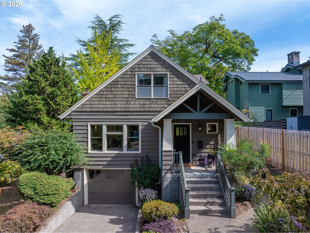 922 Se 66TH Pl, Portland, OR 97215