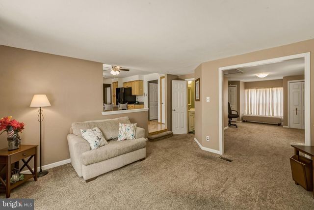 84 ALTAIR DR, Blackwood, NJ 08012