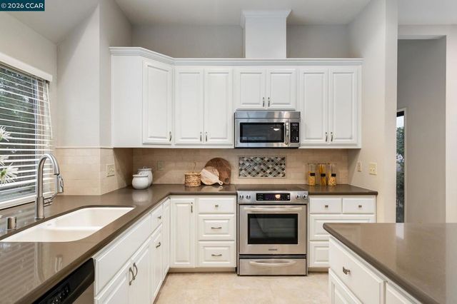 58 Lansford Ct, San Ramon, CA 94582