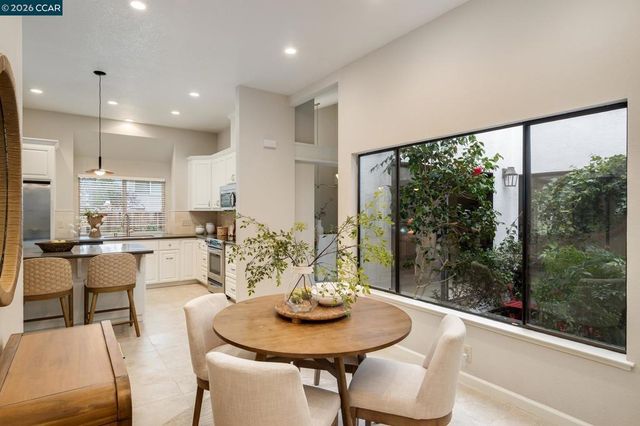 58 Lansford Ct, San Ramon, CA 94582