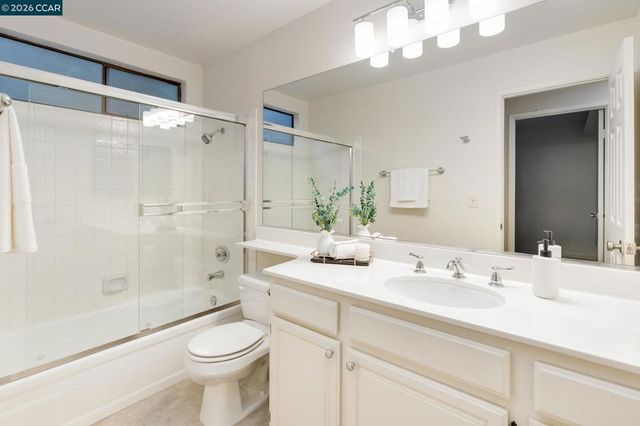 58 Lansford Ct, San Ramon, CA 94582