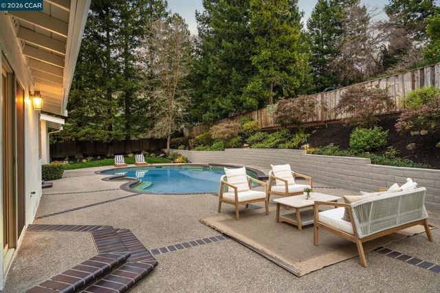 58 Lansford Ct, San Ramon, CA 94582