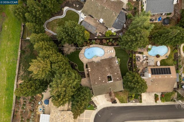 58 Lansford Ct, San Ramon, CA 94582