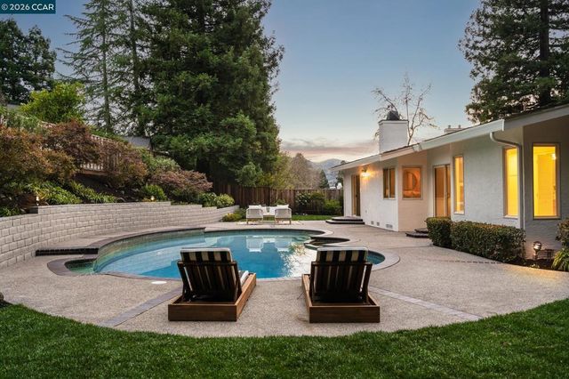 58 Lansford Ct, San Ramon, CA 94582