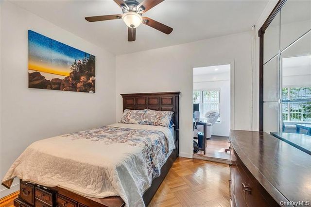 10530 Van Wyck Expressway, Richmond Hill S., NY 11419