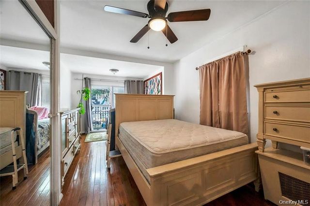 10530 Van Wyck Expressway, Richmond Hill S., NY 11419