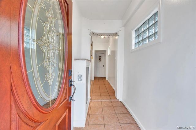 10530 Van Wyck Expressway, Richmond Hill S., NY 11419
