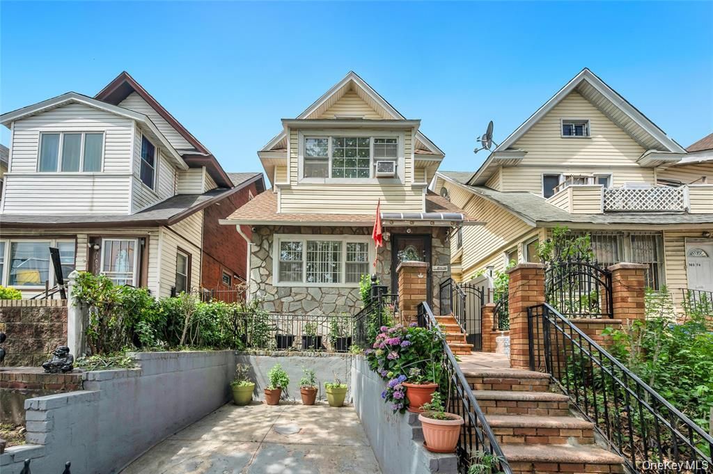 10530 Van Wyck Expressway, Richmond Hill S., NY 11419 — photo 4