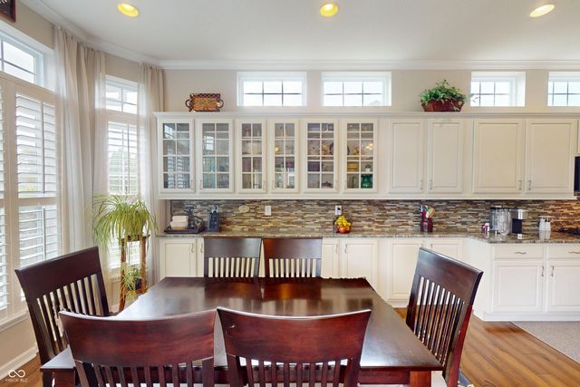 6030 Royal Gate Place, Indianapolis, IN 46237