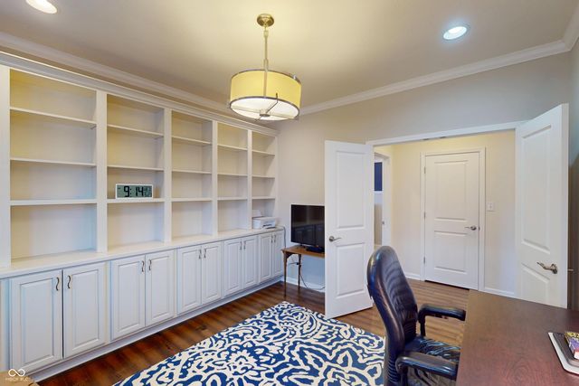 6030 Royal Gate Place, Indianapolis, IN 46237