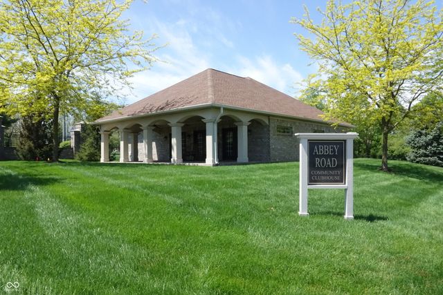 6030 Royal Gate Place, Indianapolis, IN 46237