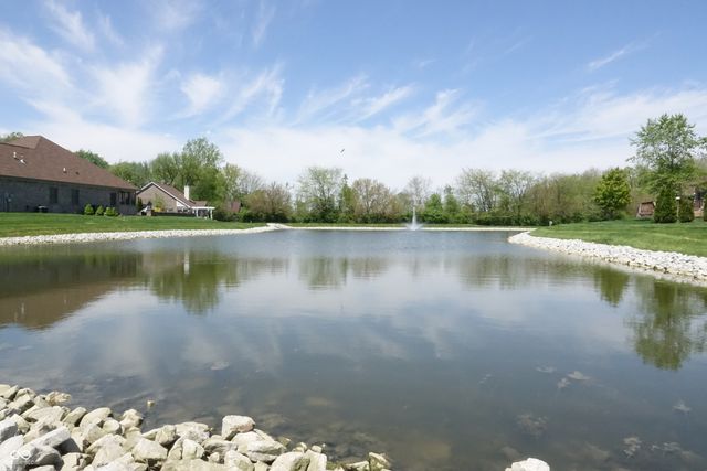 6030 Royal Gate Place, Indianapolis, IN 46237