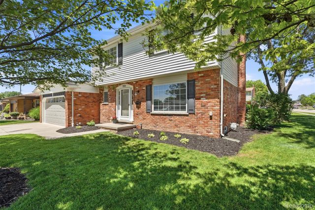 5159 Lewis Drive, Sterling Heights, MI 48310