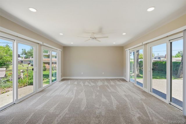 5159 Lewis Drive, Sterling Heights, MI 48310