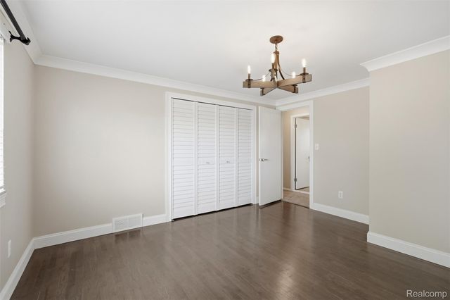 5159 Lewis Drive, Sterling Heights, MI 48310