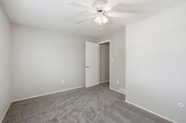 5159 Lewis Drive, Sterling Heights, MI 48310