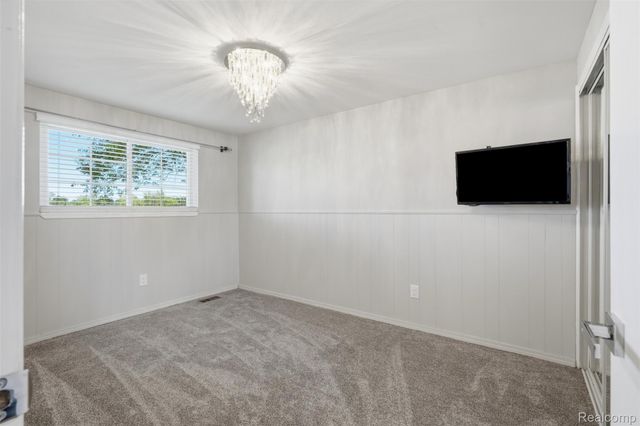 5159 Lewis Drive, Sterling Heights, MI 48310