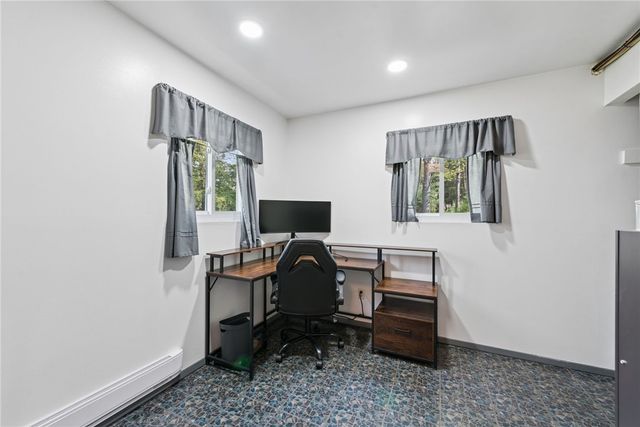 135 Tanager Drive, New Alexandria, PA 15670