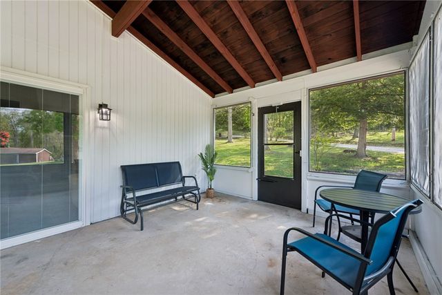 135 Tanager Drive, New Alexandria, PA 15670