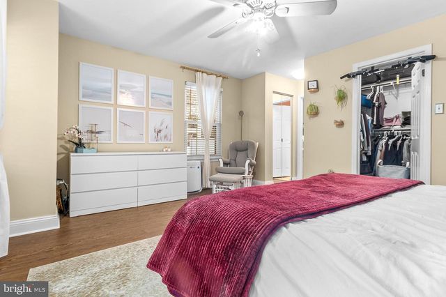 34 PROVINCETOWN DR, Marlton, NJ 08053