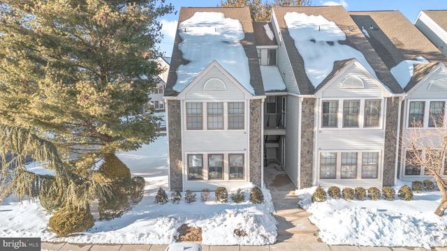 34 PROVINCETOWN DR, Marlton, NJ 08053